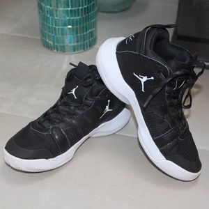 Boys Nike Air Jordan Basketball Shoes